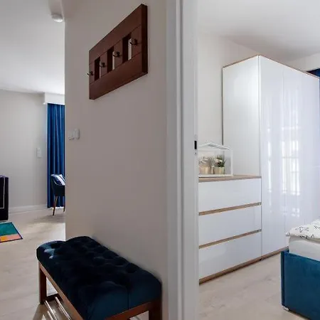 아파트 Klifowa 32 *